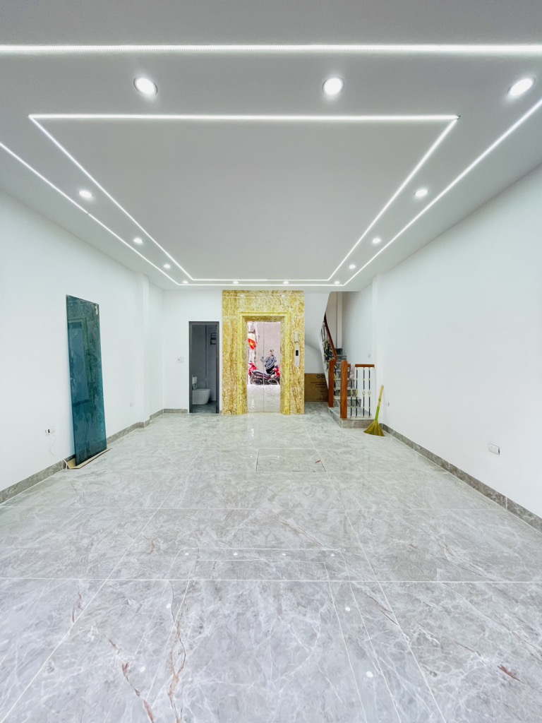 NHÀ MỚI KOONG-619 VŨ TÔNG PHAN-5 TẦNG-THANG MÁY-NỞ HẬU-Ô TÔ 10 M GIÁ 9 TỶ - Ảnh 4